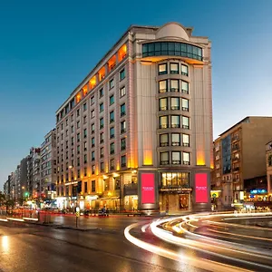 Hotel Ramada Plaza By Wyndham Center (adults Only), Istanboel